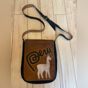 Peruvian leather crossbody purse bag Peru
